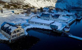 Torsken Brygge - Senja by Heart