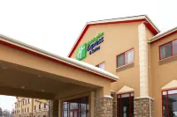 Holiday Inn Express & Suites Olathe North