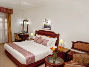 Sterling Lake Palace Alleppey