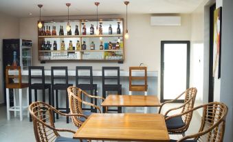 Azuria Hotel