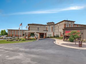 DoubleTree by Hilton Hotel Bloomington