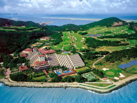 Grand Coloane Resort Macau Отели рядом с достопримечательностью «Огромный пандный дом Макао»