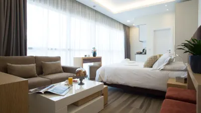 The Stay Furnished Apartments Các khách sạn ở Zouq El Kharab