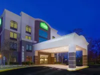 Fairfield Inn & Suites Virginia Beach/Norfolk Airport Các khách sạn gần Bãi biển Chicks Beach