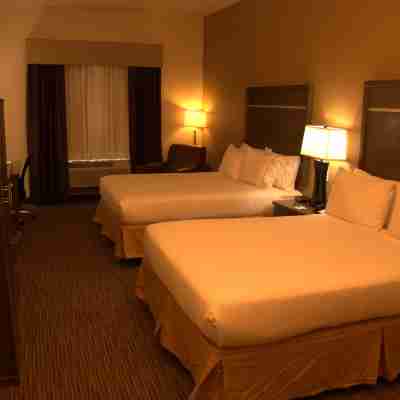 Holiday Inn Express & Suites Globe Rooms