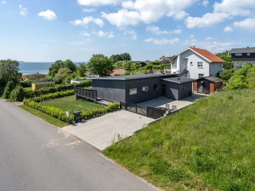 "Jadara" - 200m from the Sea