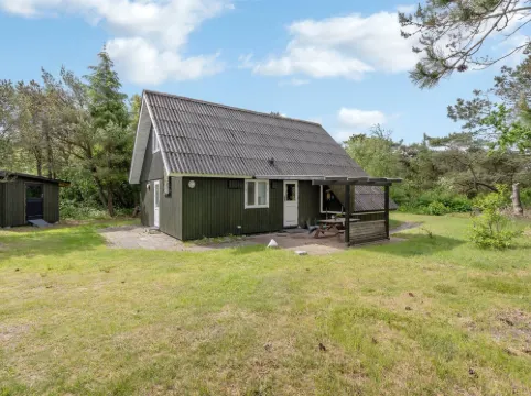 "Ilsebeth" - 1km from the Sea