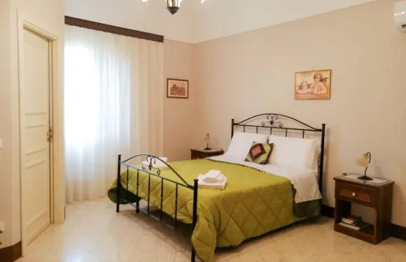 艾米羅客房酒店