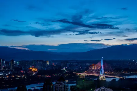 Wanji Lijing Hotel