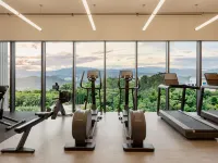 Hyatt Centric Kota Kinabalu Отели рядом с достопримечательностью «Варисан Сквер»