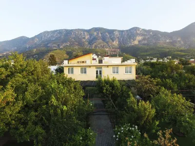Lapida Garden Hotel di 
