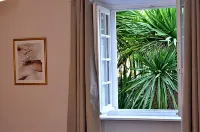 Demeures & Châteaux - Hôtel de La Porte Saint-Malo - Scenic