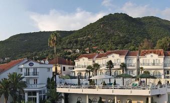 Hotel Xanadu
