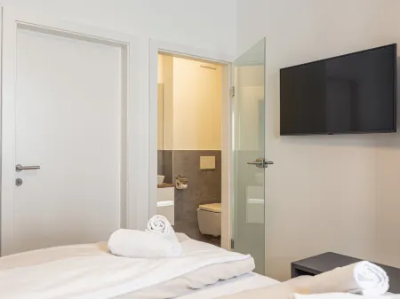 Superior 2 SZ. & Infinity Pool