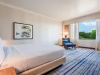 DoubleTree by Hilton South Charlotte Tyvola Hotels near Executive Park