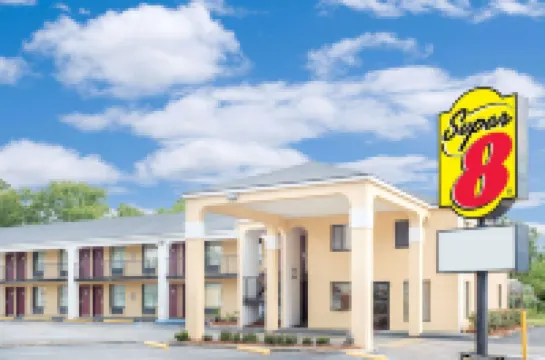 ซุปเปอร์ 8 บายวินด์แฮม ยูเฟาลา