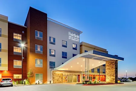 Fairfield Inn & Suites Dallas Love Field