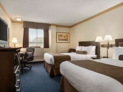 Days Inn & Suites by Wyndham Sault Ste. Marie on