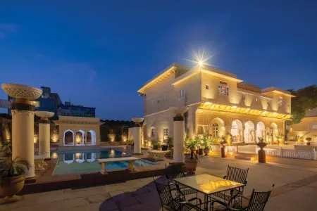 Chomu Palace Jaipur - A Heritage Hotel Отели в г. Самод