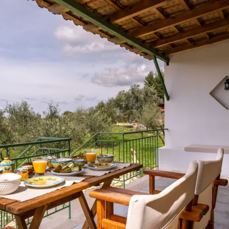 Chamaloni Cottages