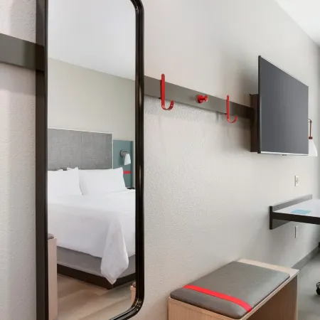 avid hotel ELKHART NORTH by IHG