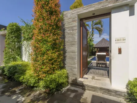 The Haere Seminyak - by Astadala