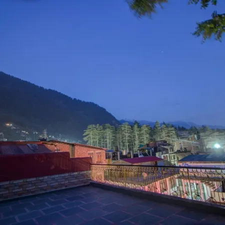 Hotel Samiru (Manali , Himachal Pradesh)