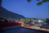 Hotel Samiru (Manali , Himachal Pradesh) - Mountain view