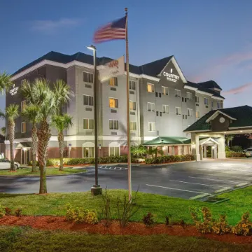 Country Inn & Suites by Radisson, St. Petersburg - Clearwater, FL