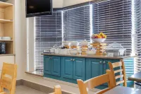 Country Inn & Suites by Radisson, Lumberton, NC - sarapan