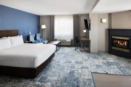 Four Points by Sheraton Edmonton South