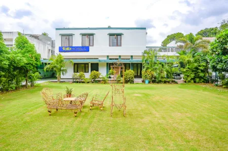 Pulse Impulse Отели рядом со станцией Nizamuddin Railway Station