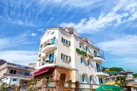 Geoje Olive Couple Pension 鶴洞黑鵝卵石海岸附近的飯店