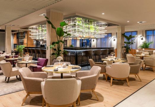 AC 호텔 바이 메리어트 인버니스