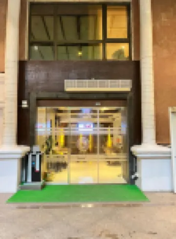 Ramee Guestline Hotel Dadar Hotels near Dharavi