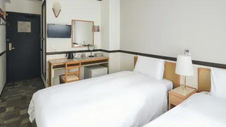 Vessel Inn Asakusa Tsukuba Express Отели рядом с достопримечательностью «Chomeiji Temple»