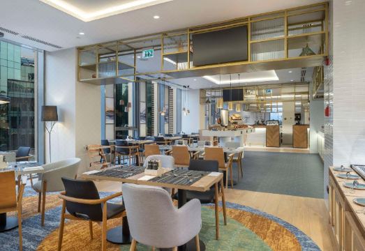 힐튼 가든 인 트빌리시 리버뷰