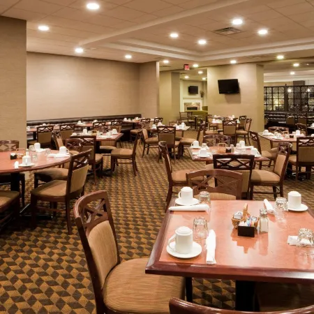 Holiday Inn CHARLOTTESVILLE-UNIV AREA by IHG