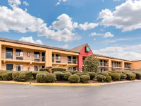 Quality Inn Pelham I-65 Exit 246 Hotels in Pelham