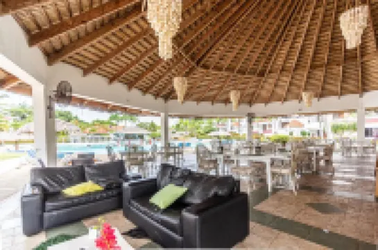 Monte Vista Apartments Hotels in 