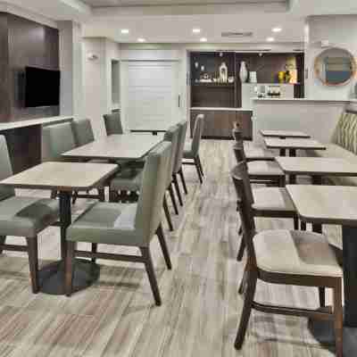 TownePlace Suites Montgomery EastChase Dining/Meeting Rooms