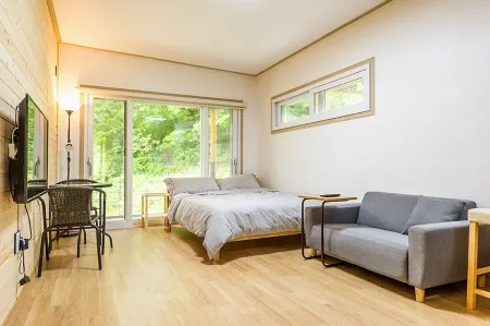 Mungyeong Haneul Pension Отели рядом с достопримечательностью «Mungyeong Saejae»