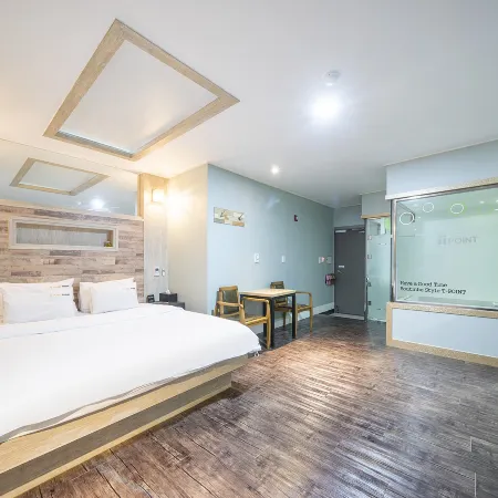 Gyeongju T Point Self Check-in Motel Отели рядом с достопримечательностью «Парк аттракционов Gyeongju World»