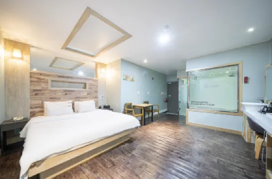 Gyeongju T Point Self Check-in Motel Hoteles cerca de Namsan Mountain