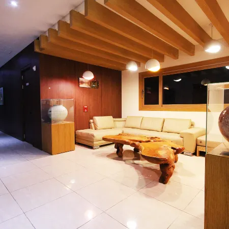 Gimcheon Hotel Win