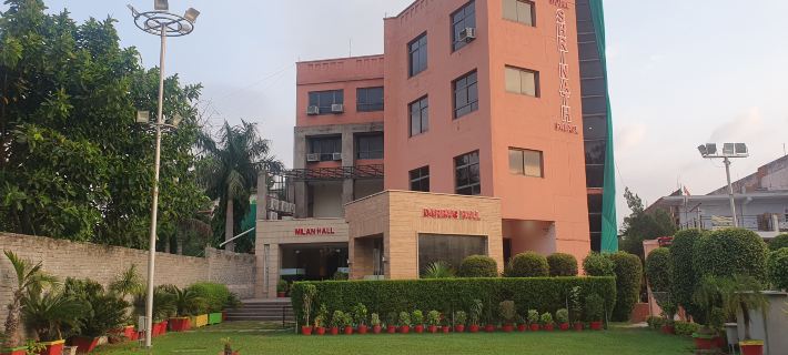 Hotel Shrinath Palace Hotels in Jhansi