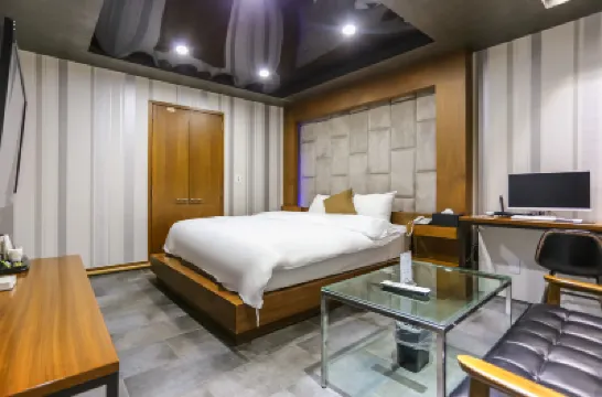 โรงแรมทีเจ โรงแรมใกล้เขตกังโซ