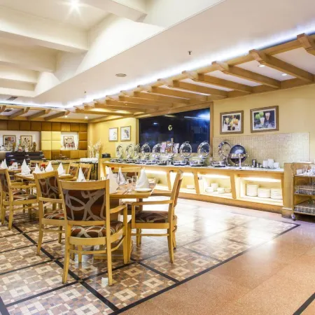 Clarion Bella Casa at Airport