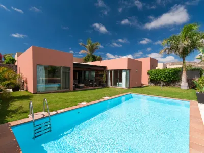 Tipo 3 Dormitorios Hotels in 