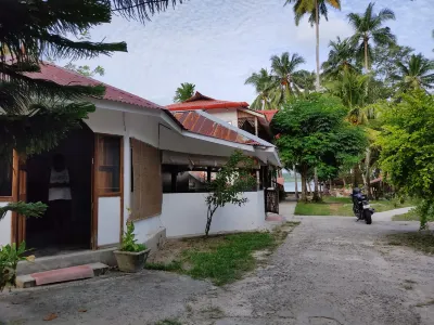 Sundaze Beach Resort